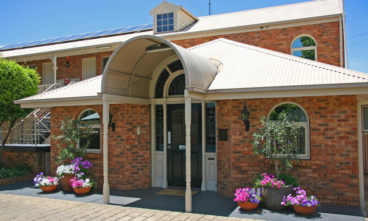 Wangaratta Hotel | Hermitage Motor Inn