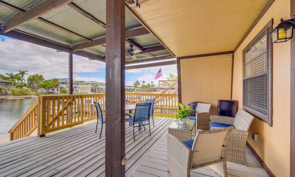 Spring Hill Cottage | Hernando Beach Waterfront Home w/Boat Dock & Deck