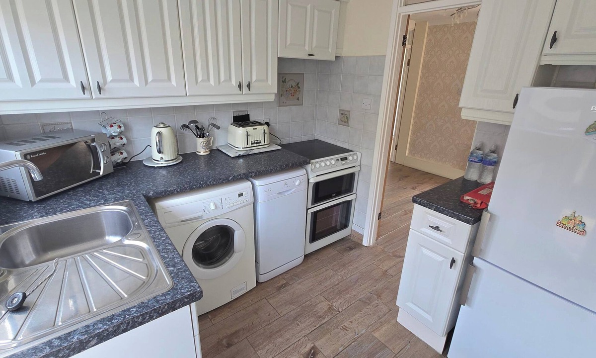 Herne Bay House | Herne Bay - House - Sleeps 7 - Parking