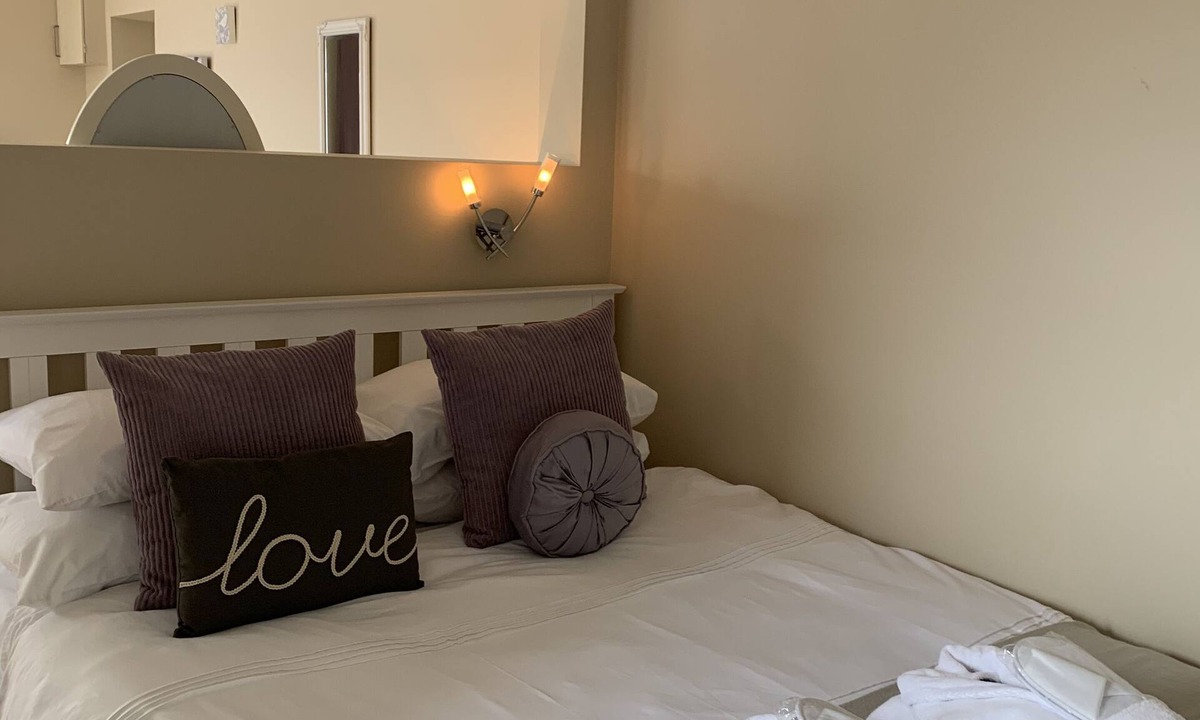 Lydd Apartment | Herons Park Suite