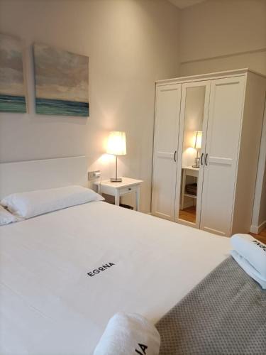 Zarautz Apartment | Herrikobarra - Apartamento en el centro a 500mts de la playa by Egona