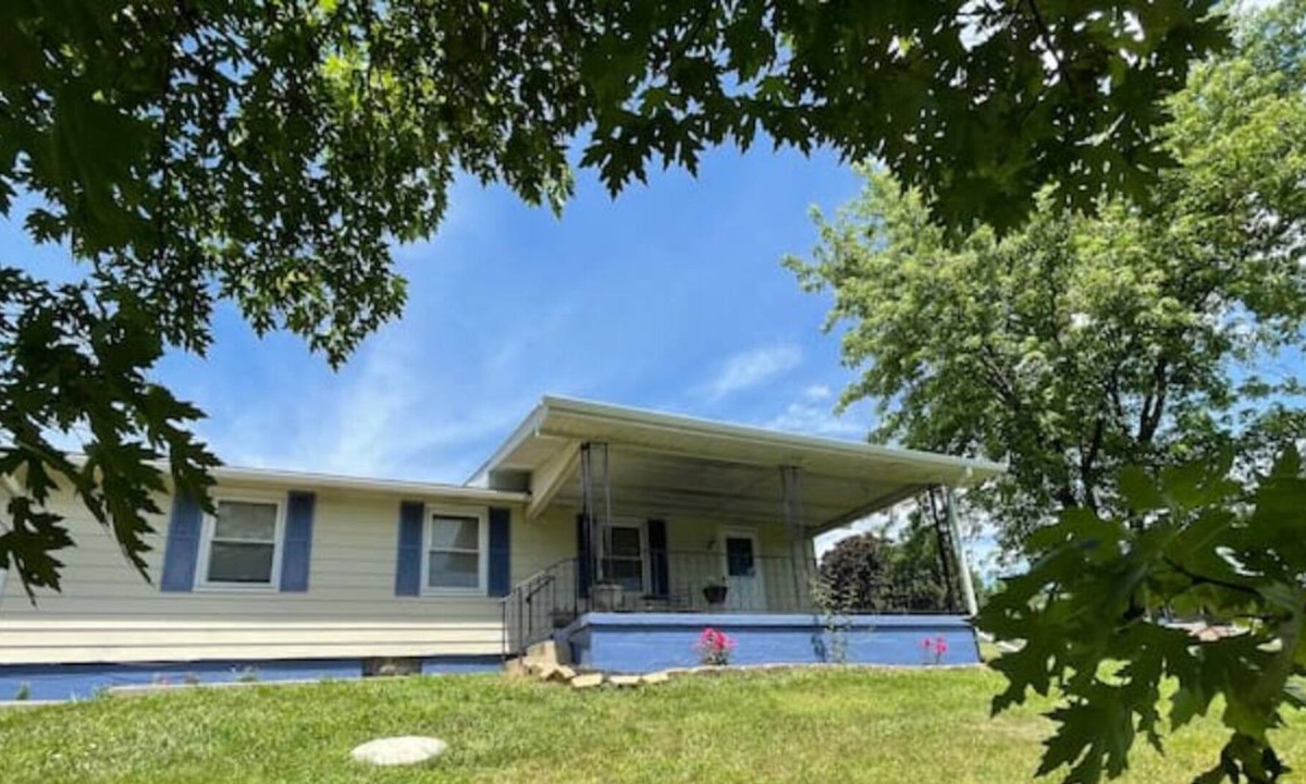 Harrisburg House | Hershey Park - 9 mins