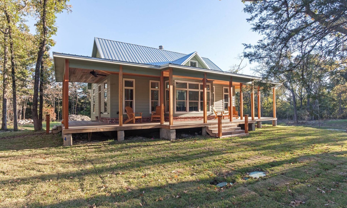 Union Valley Cabin | Heth House - Modern Victorian cottage in the woods