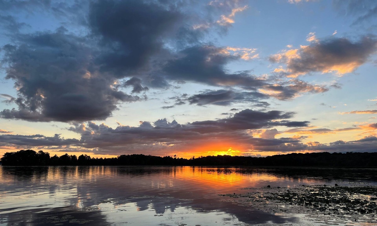 Balsam Lake Cabin | Hexagon Hideaway on Balsam Lake - Private Dock Kayaks Sunset Views