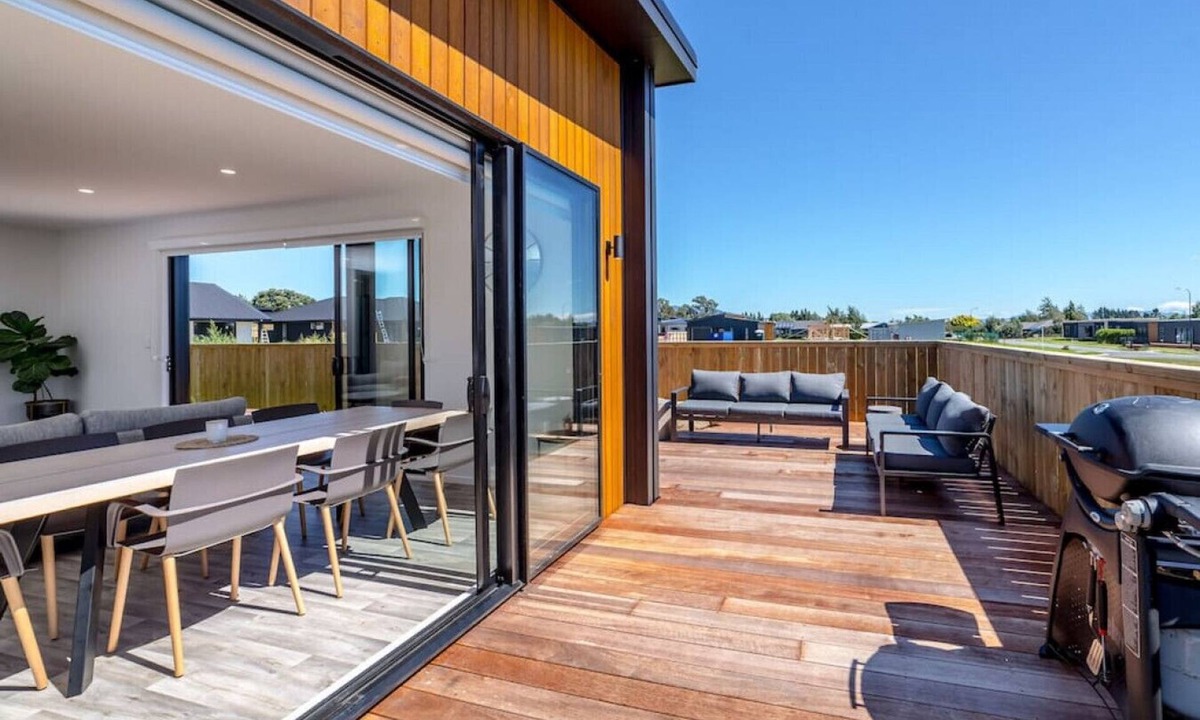 Martinborough Apartment | Hey Syrah Syrah!, Martinborough