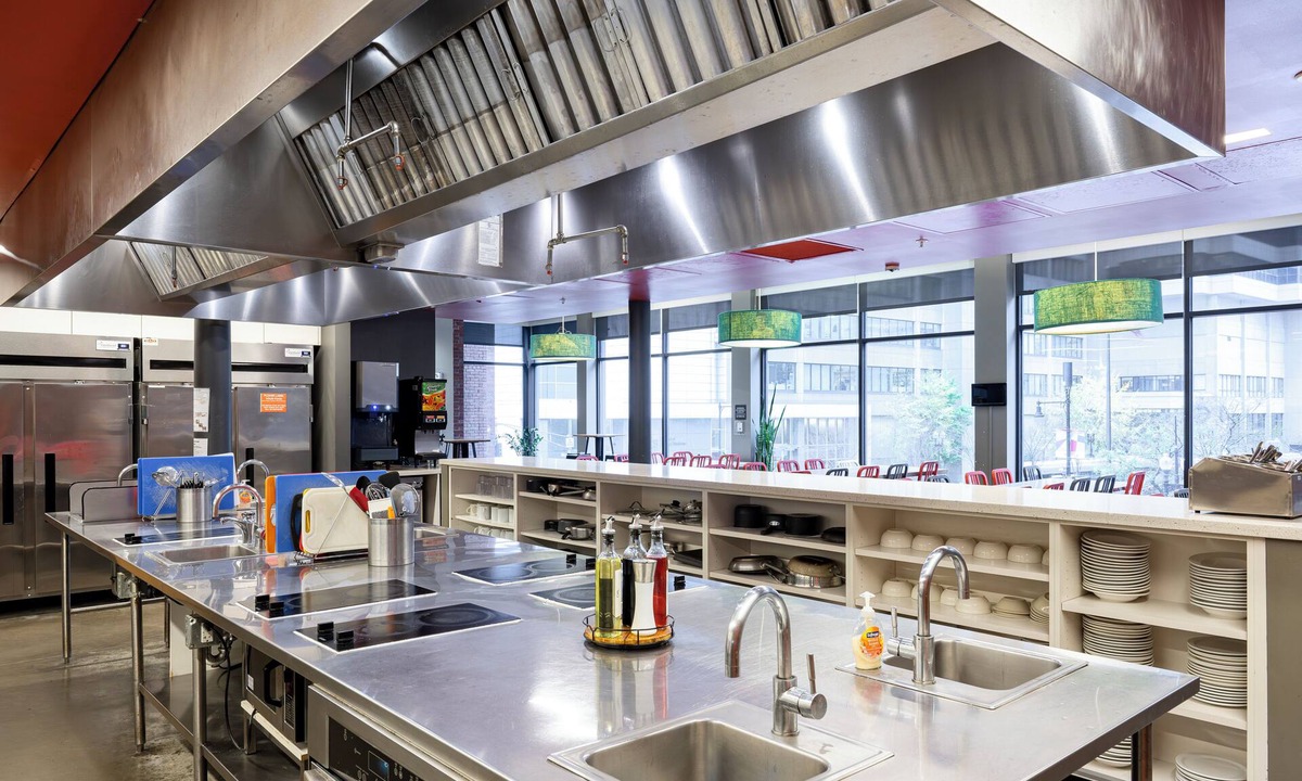 Theatre District Hostel | HI Boston - Hostel