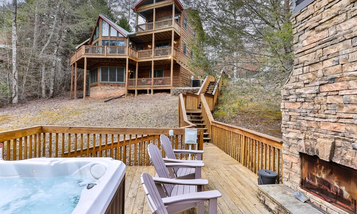 McCaysville Cabin | Hibernation Station | Blue Ridge, GA