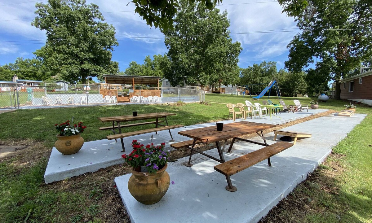 Pittsburg Cabin | Hickory Grove Hideaway - Cabin 8