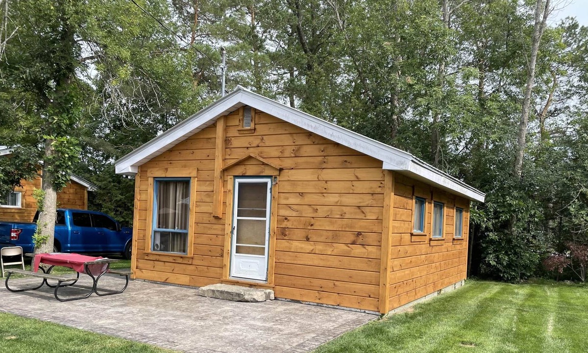 Trent Hills House | Hickory Waterfront Cottages #4