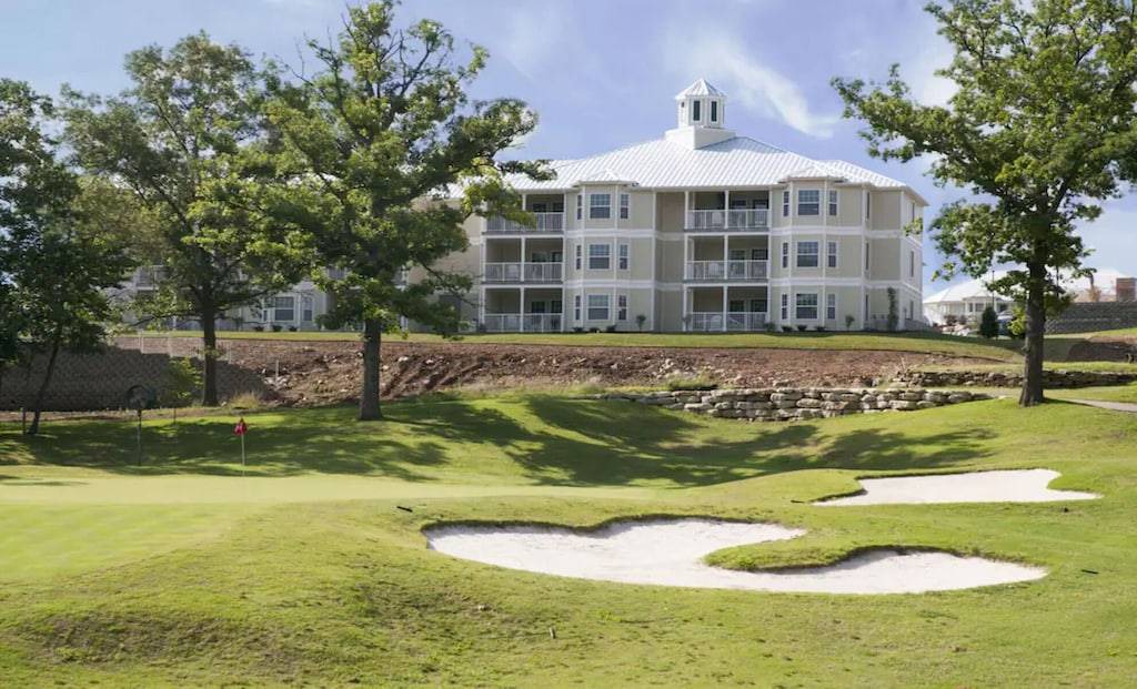Branson Apartment | HICV Holiday Hills Resort 1BR Suite FRIDAY Check-In