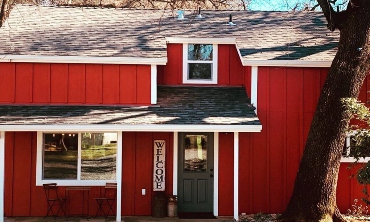 Cedar Ridge House | Hidden Falls Farmhouse