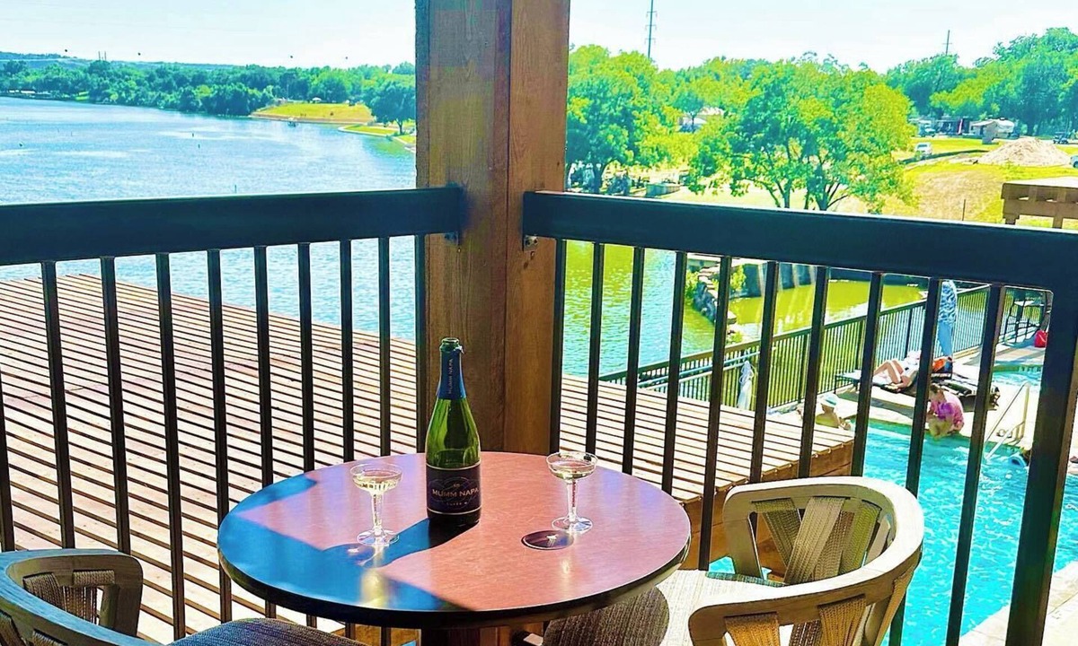 Marble Falls Hotel | Hidden Falls Inn