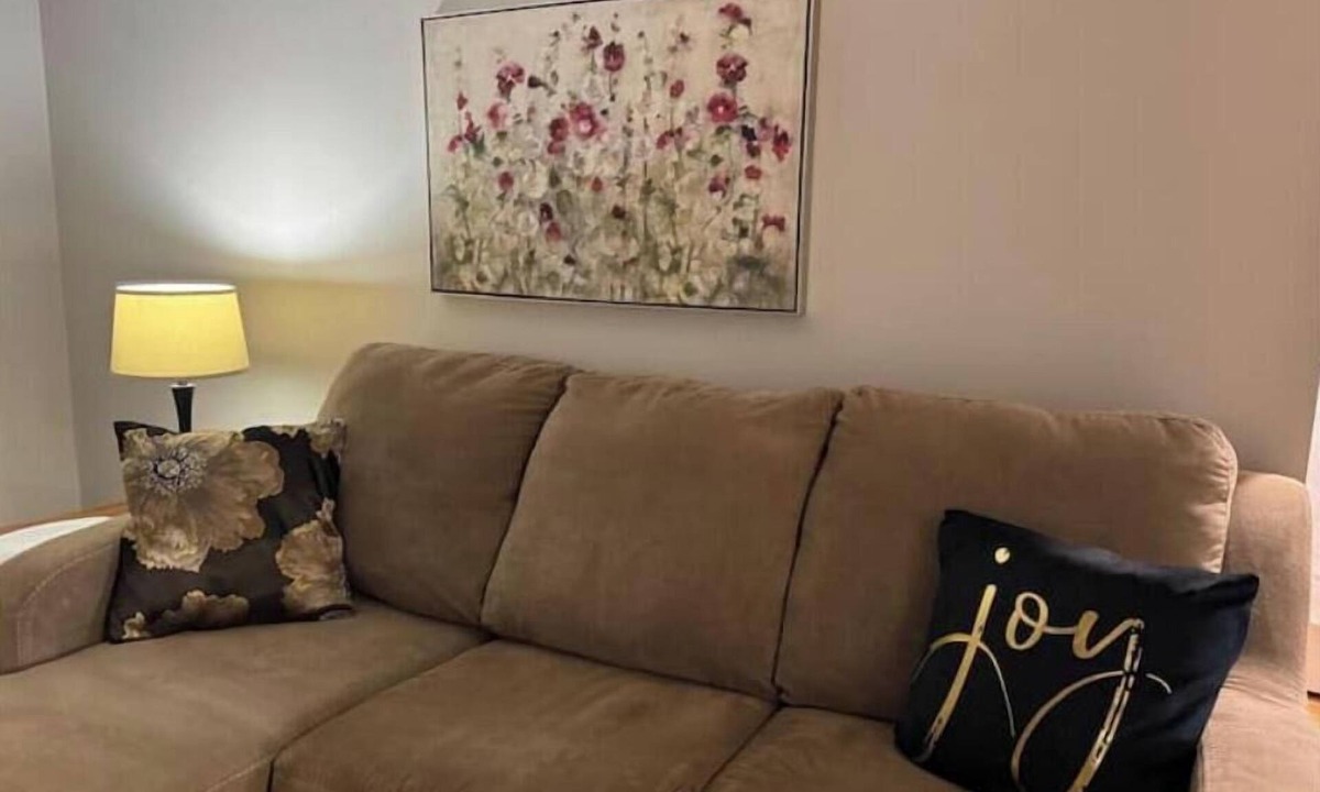 Quidi Vidi Apartment | Hidden Garden Gem; Pet Friendly