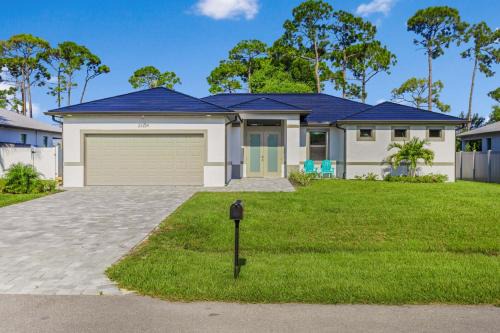 Bonita Springs House | Hidden Gem, Heated Pool & Spa - Enchanted El Dorado Retreat - Roelens