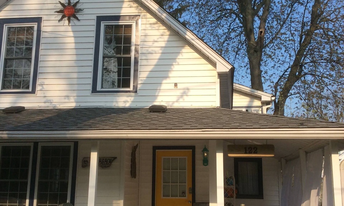 Crystal Beach House | Hidden gem in Crystal beach! Bay Beach Hideaway NO. STR 2020-0102