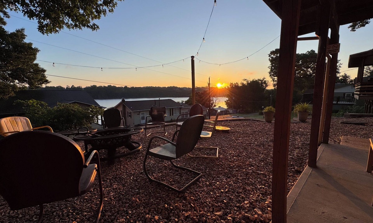 Shell Knob House | Hidden gem located in Shell Knob, Missouri! Don't miss this one!