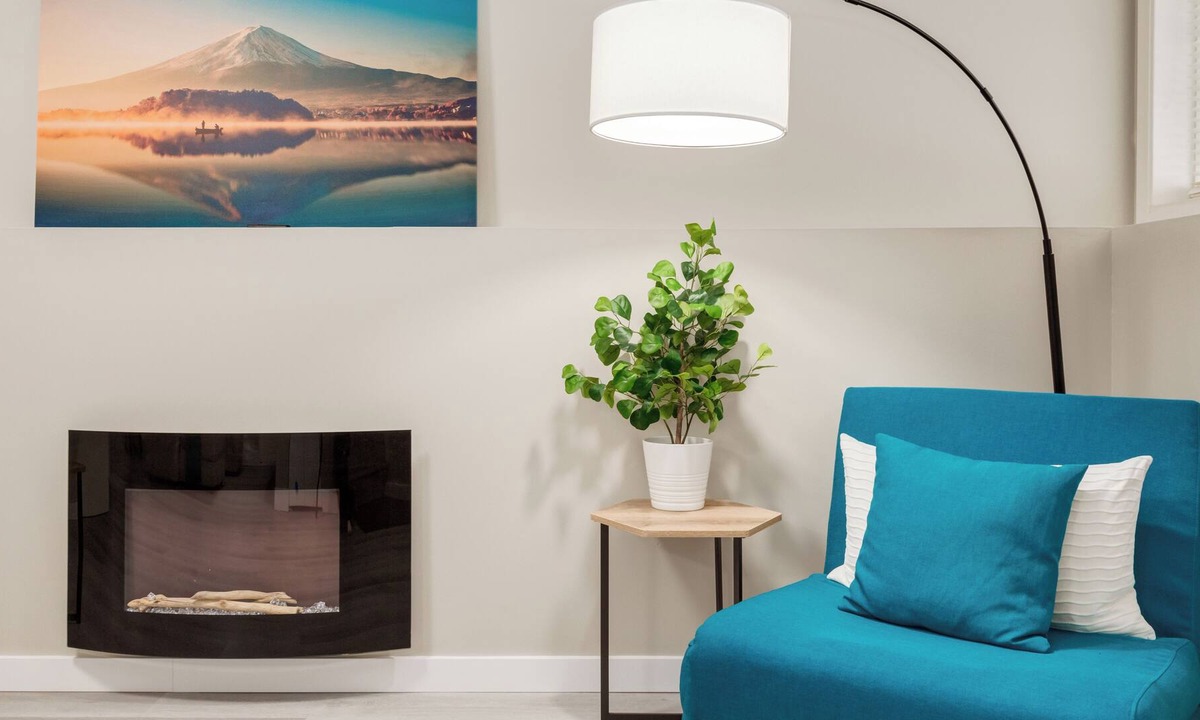 Montgomery House | Hidden gem! Modern-chic guest suite in Central NW