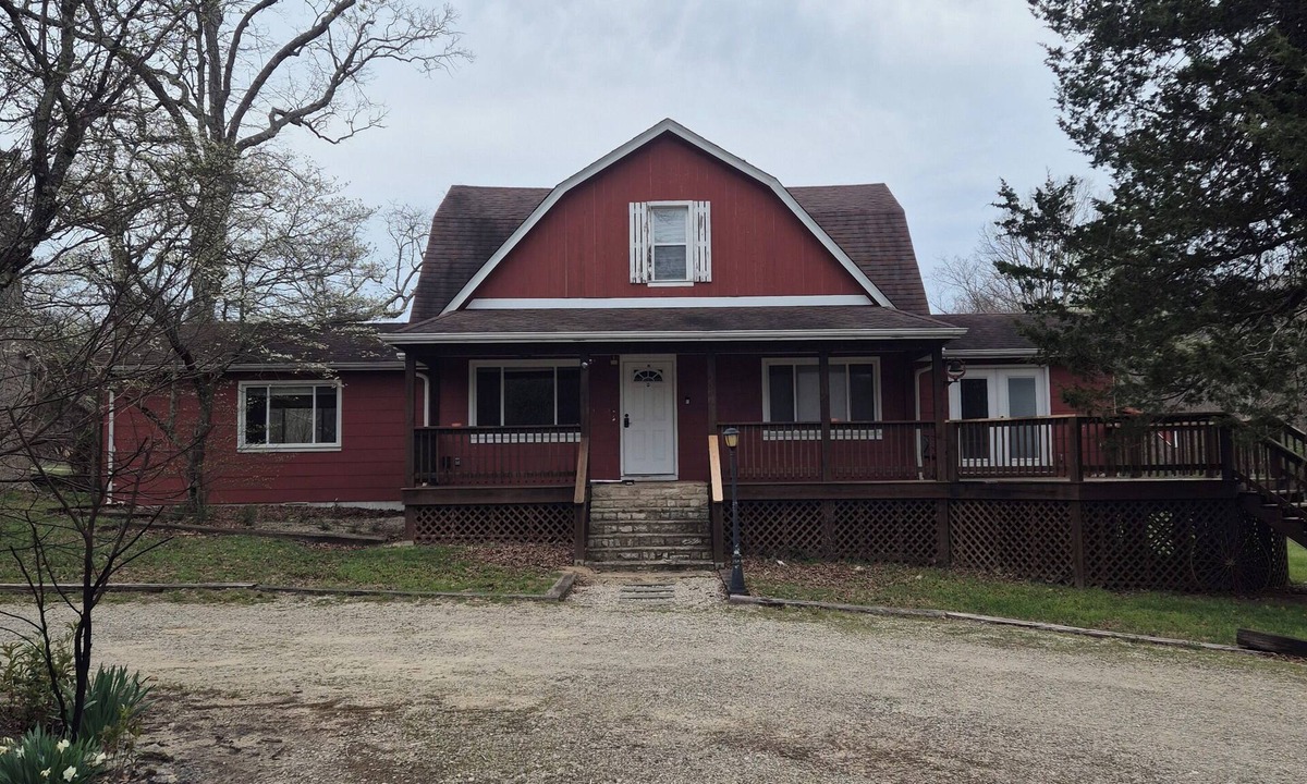 Ironton Cabin | Hidden Hollow Lodge. Peaceful 3-bedroom lodge on a private lake.