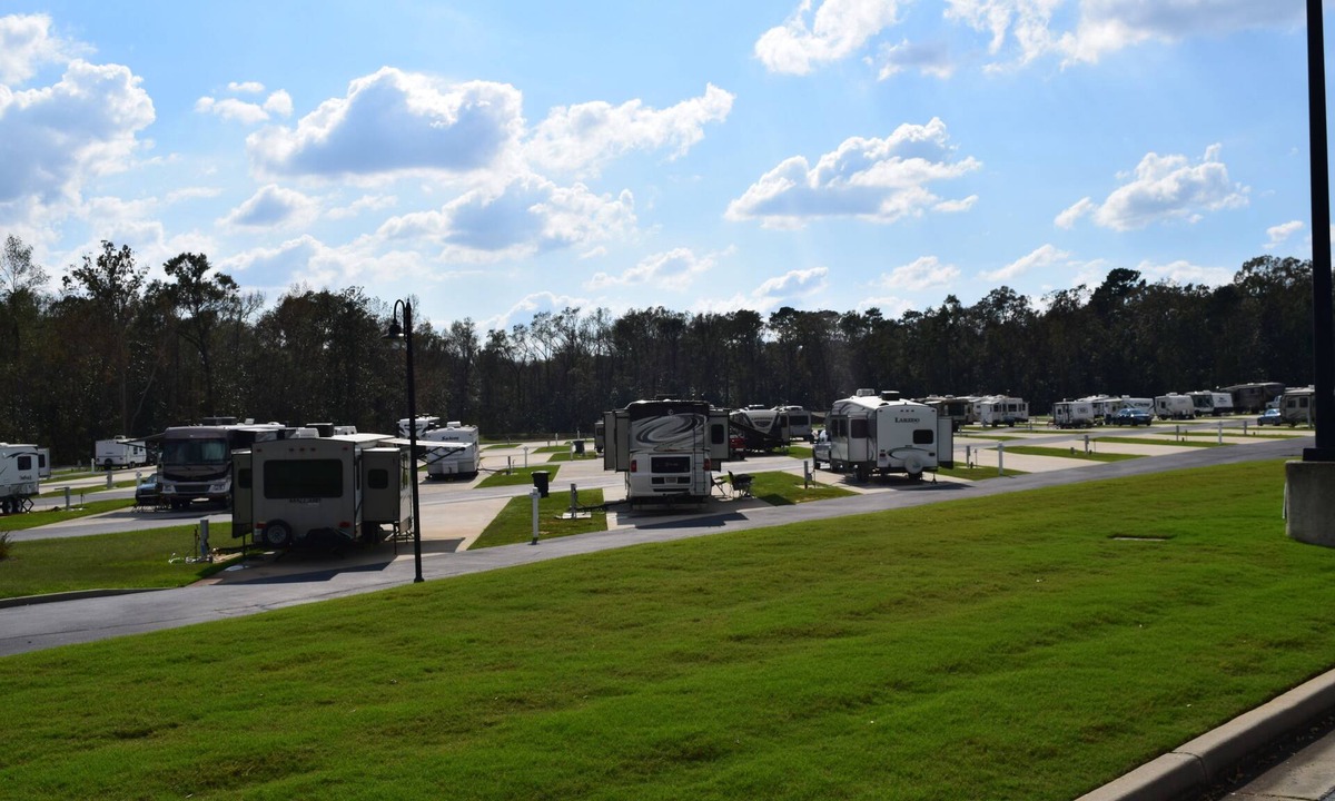 Cottonwood Hotel | Hidden Hollow RV Park