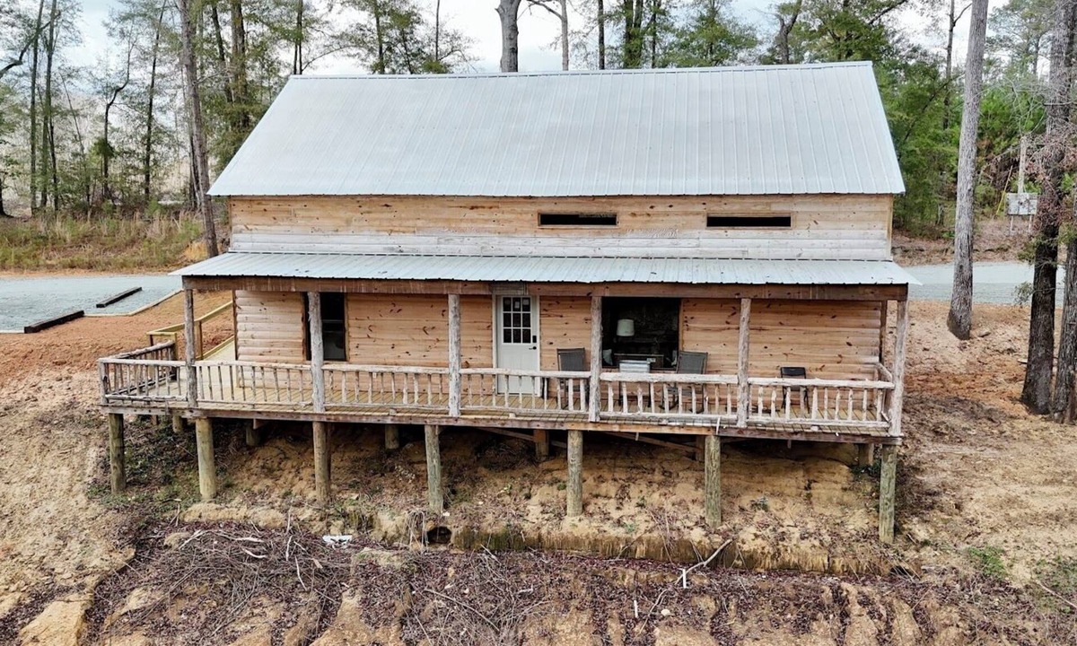 Abbeville Cabin | Hidden Oaks Elite Cabin # 4
