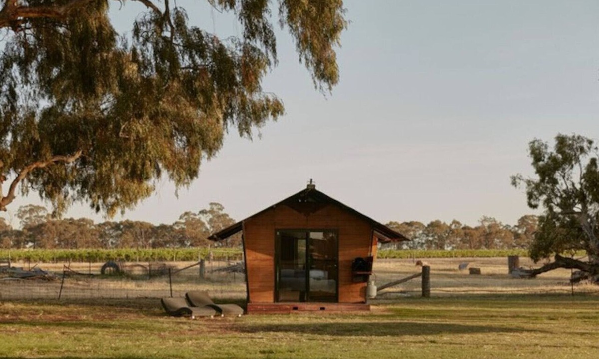 Kirwans Bridge House | Hide & Seek Glamping Hut 4