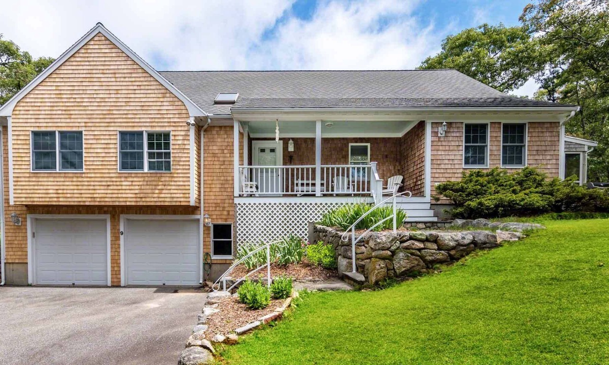 Lagoon Heights House | Hideaway At Meadow View Farm