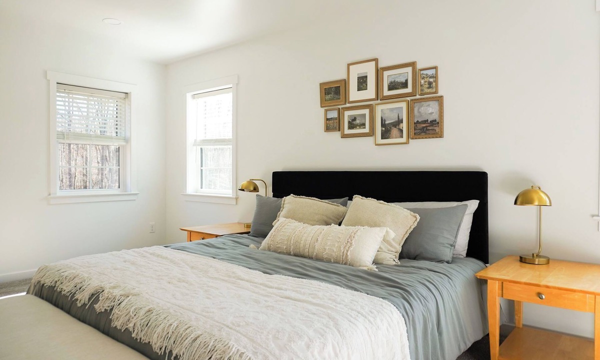 Morgantown House | Hideaway Cottage