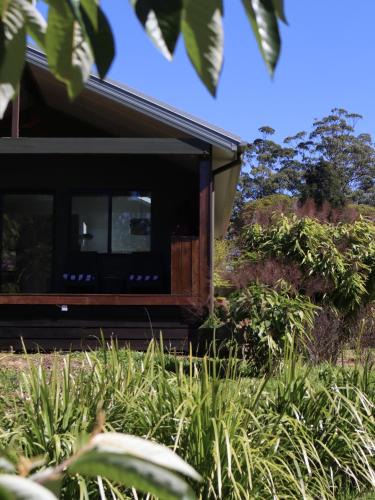 Mapleton Villa | Hideaway Falls - Piccabeen Cabin