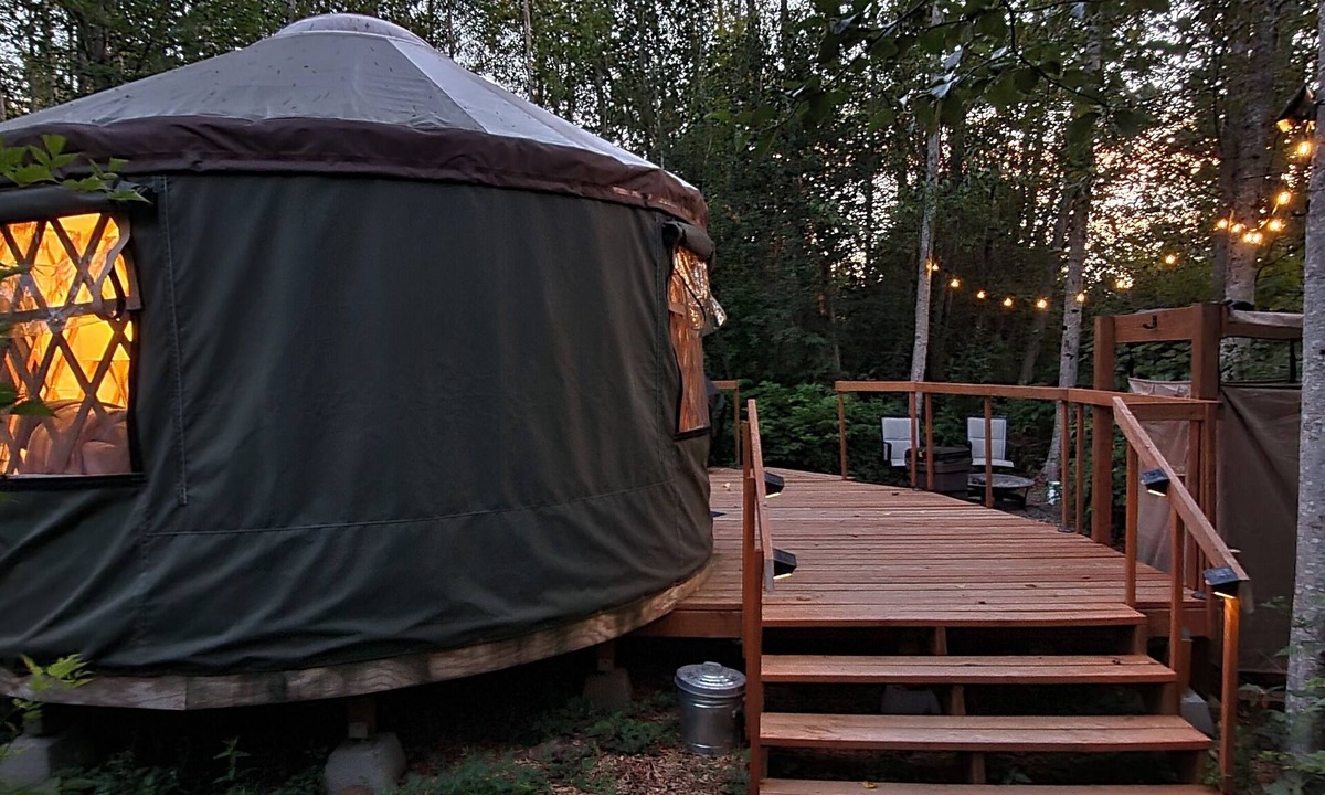 Bellingham House | Hideaway Glamping Yurt
