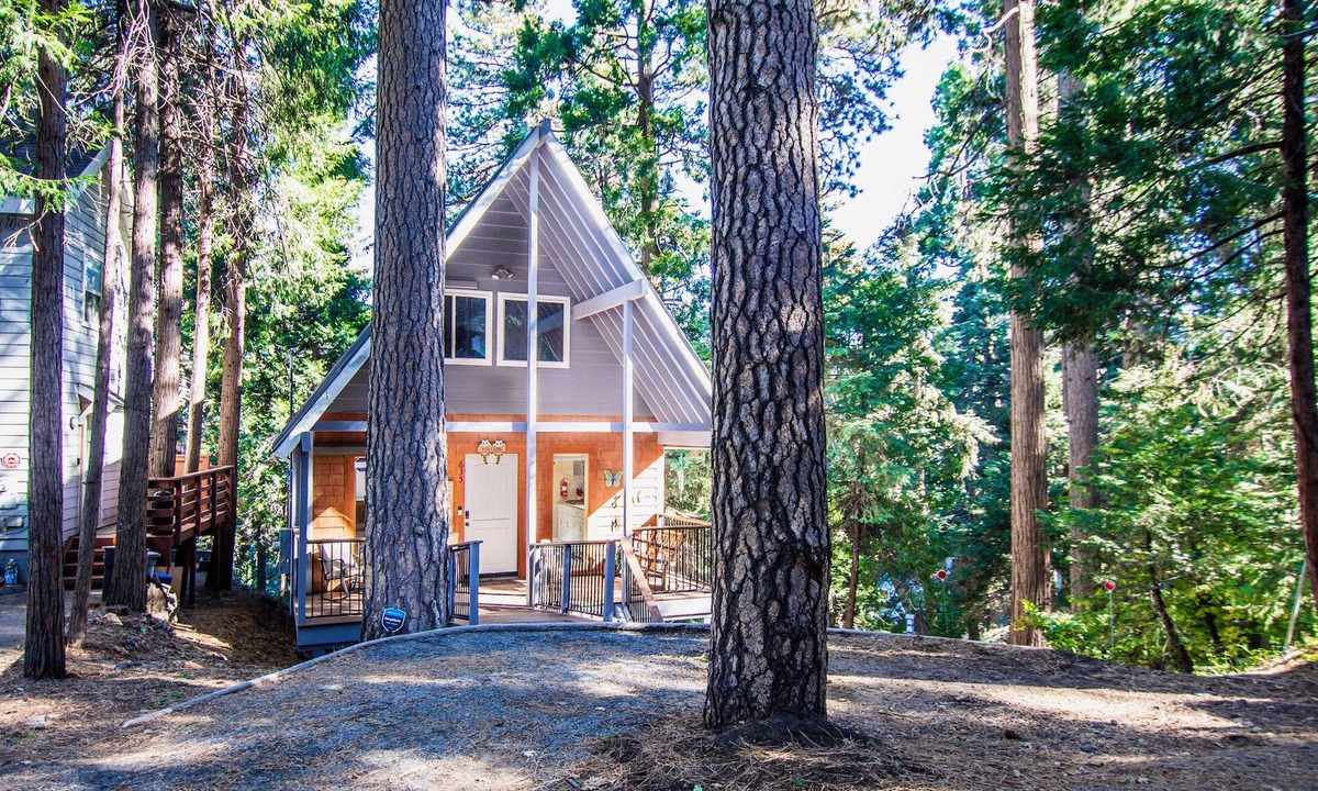Arrowhead Villas Cabin | Hideaway in the Trees