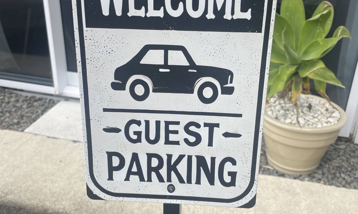 Tauranga South Apartment | Hideaway on The Avenues