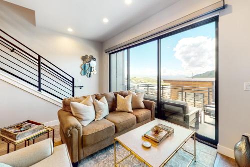 Hideout House | Hideout Hideaway