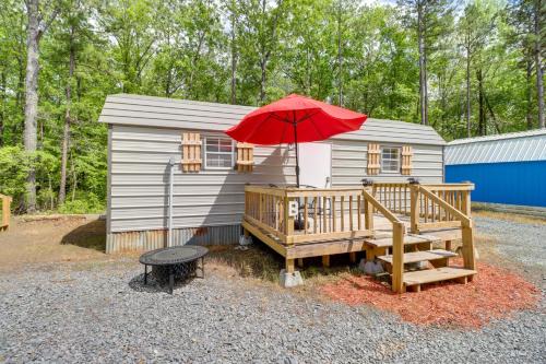 Higden Apartment | Higden Studio Cottage < 1 Mi to Greers Ferry Lake