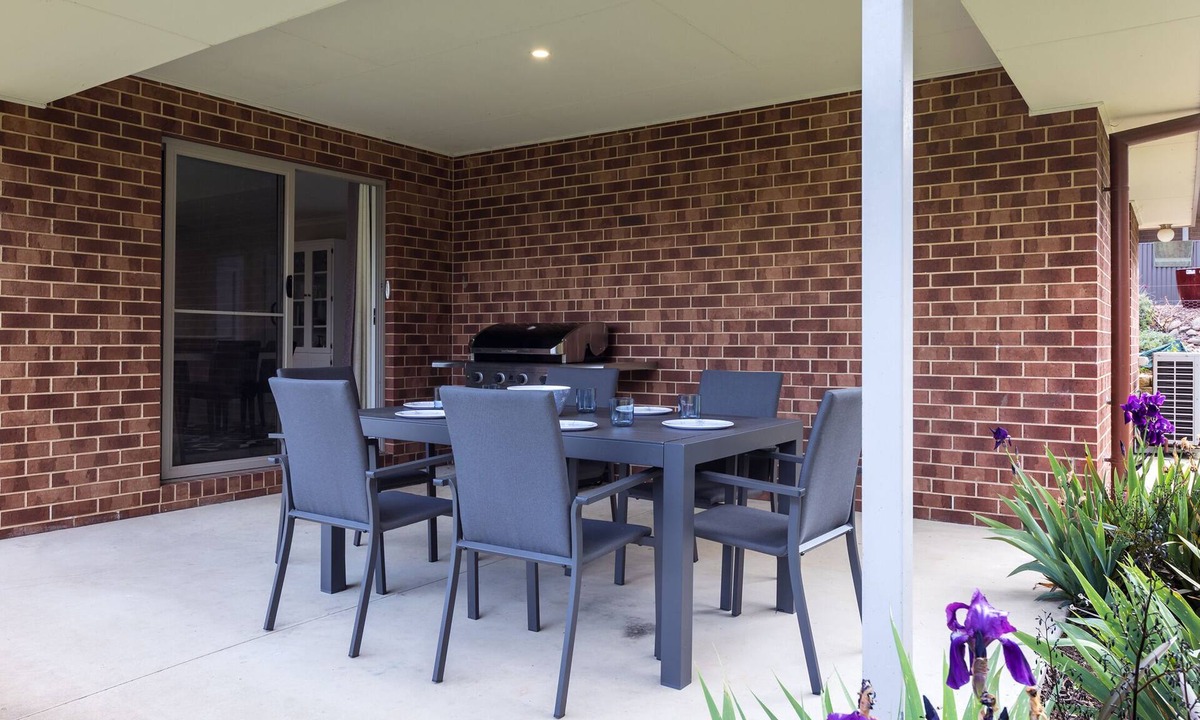 Yackandandah House | High Country Getaway