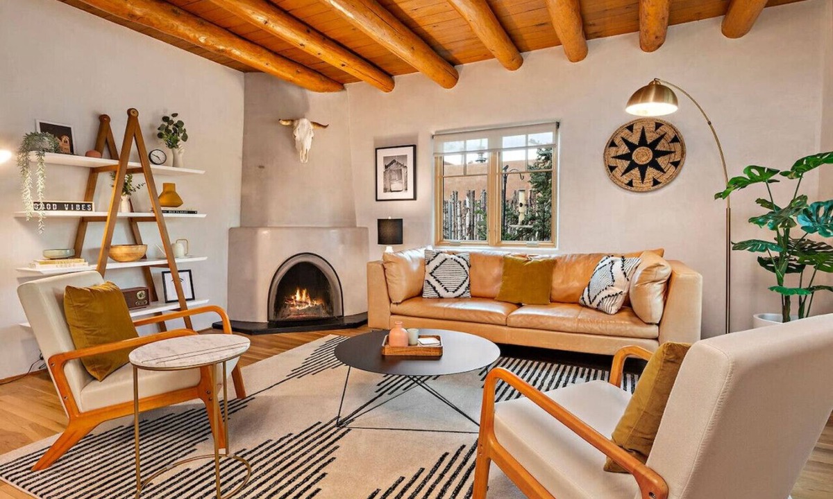 Casa Linda House | High Design with Fabulous Patio