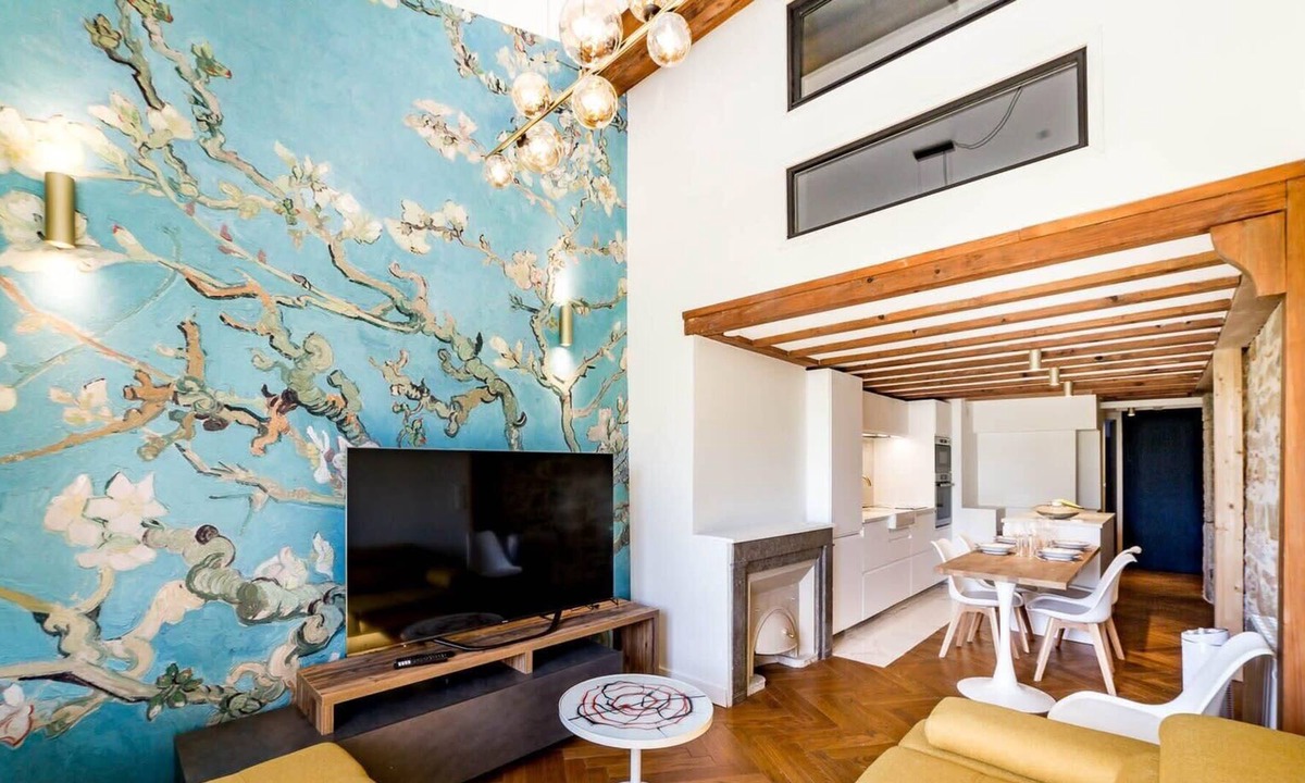 Old Lyon Apartment | High-end apartment overlooking the quays