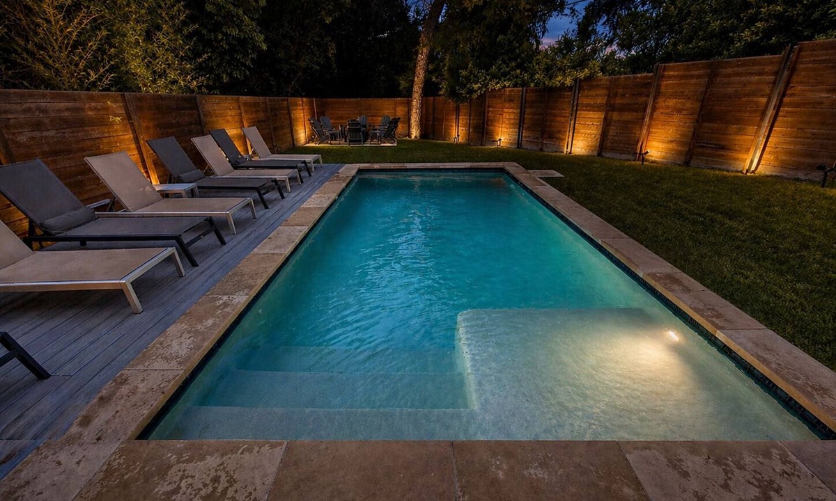 Tarrytown House | High-End Design + Private Pool - Sultana!