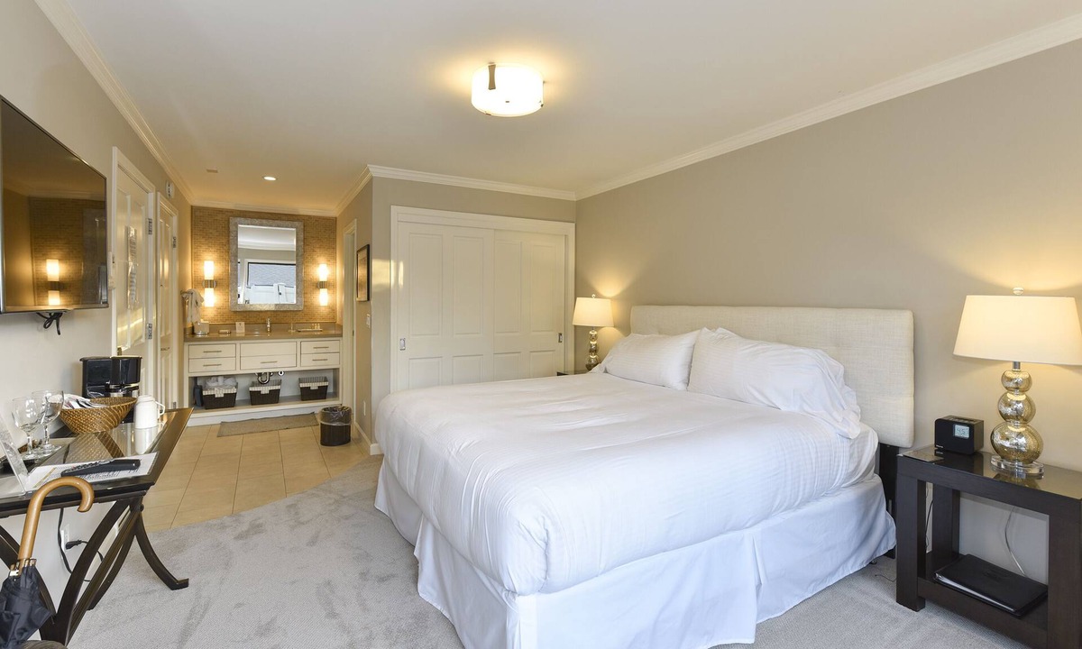 Napa Hotel | High-end Getaway Suite at Silverado