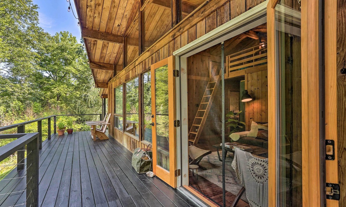 High Falls Cottage | High Falls Restorative Cabin in the Woods!