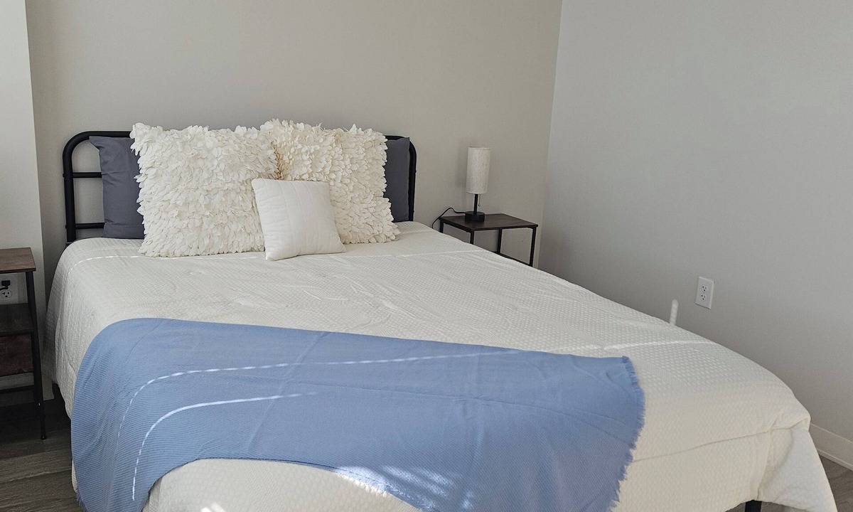 Downtown Wichita Apartment | High rise luxury apartment downtown Wichita