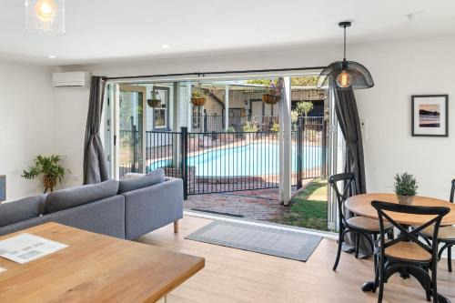 Solway Apartment | High Street Pool House