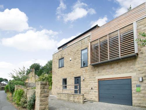 Knaresborough House | High Trees View - Cottage