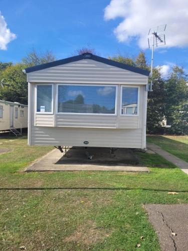 Clacton-on-Sea Ski Chalet | Highfield Grange Holiday Park