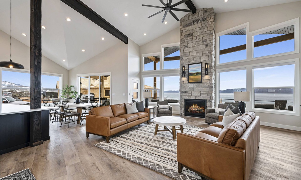 Garden City Cabin | Highland Chateau at Longridge (Sleeps 34)