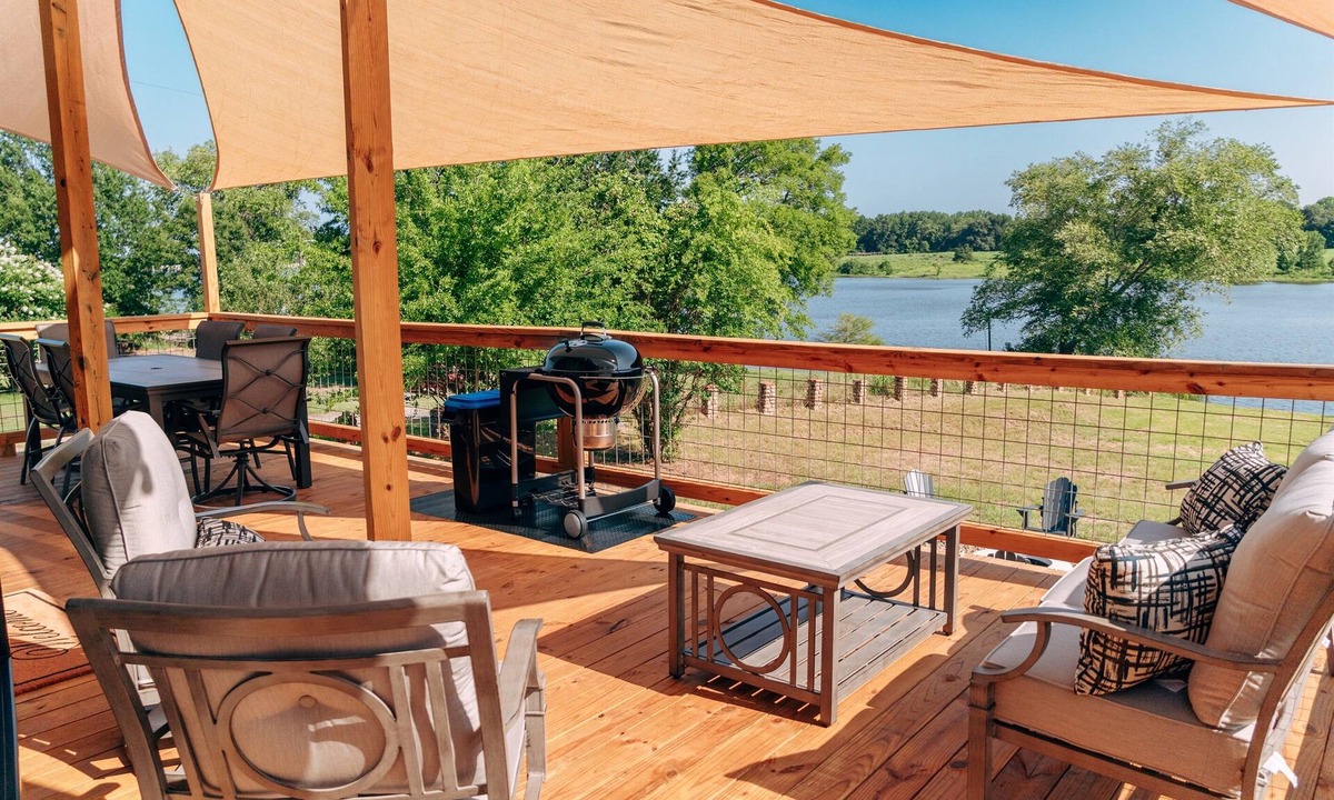 Coffee City House | Highsaw Lakefront Escape - Dock, Swimming, View, Firepit, Relaxing