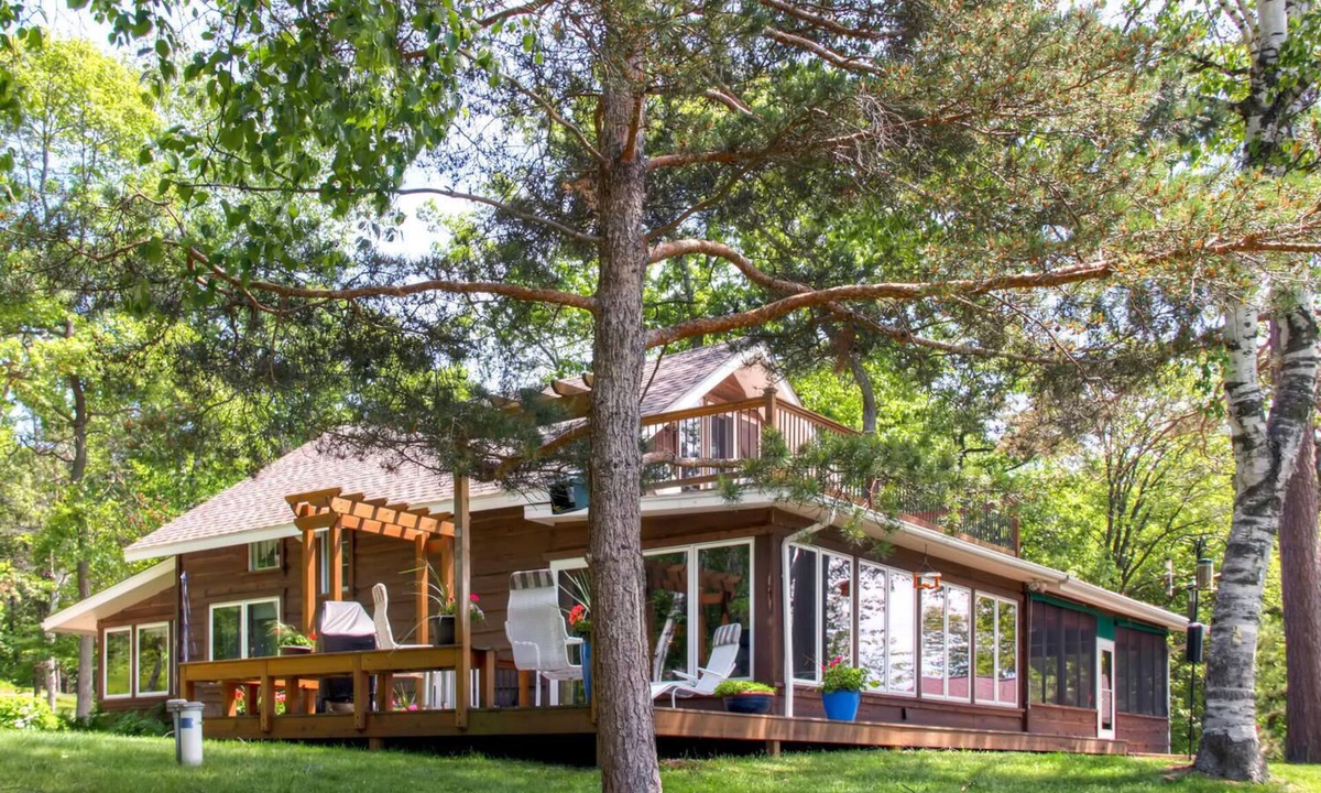 Brainerd Cottage | Hike, Fish & Boat: Waterfront Home in Brainerd!