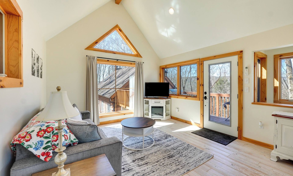 Westbrookville House | Hike & Fish: Outdoor Retreat Near Trails