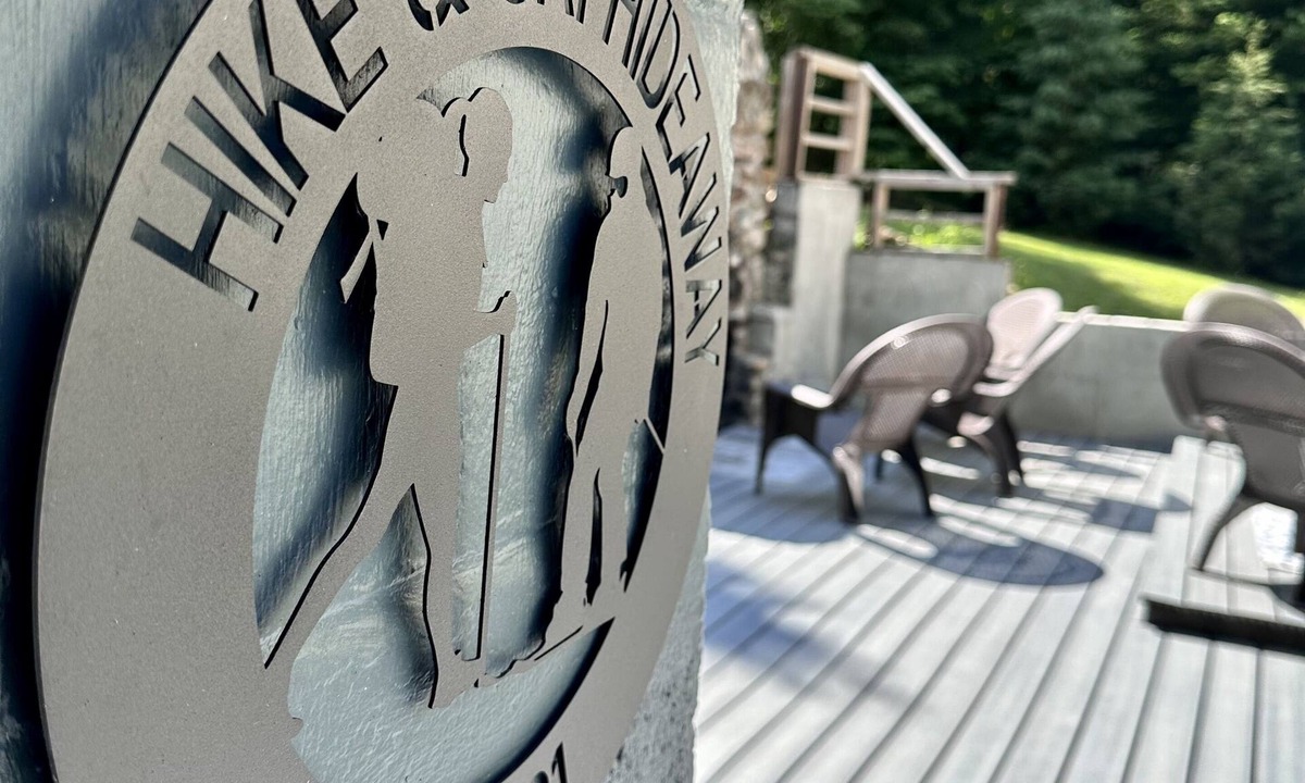 Lake Placid Apartment | Hike & Ski Hideaway@Lake Placid, NY - 2 BR, sleeps 6, quiet, Whiteface 15m