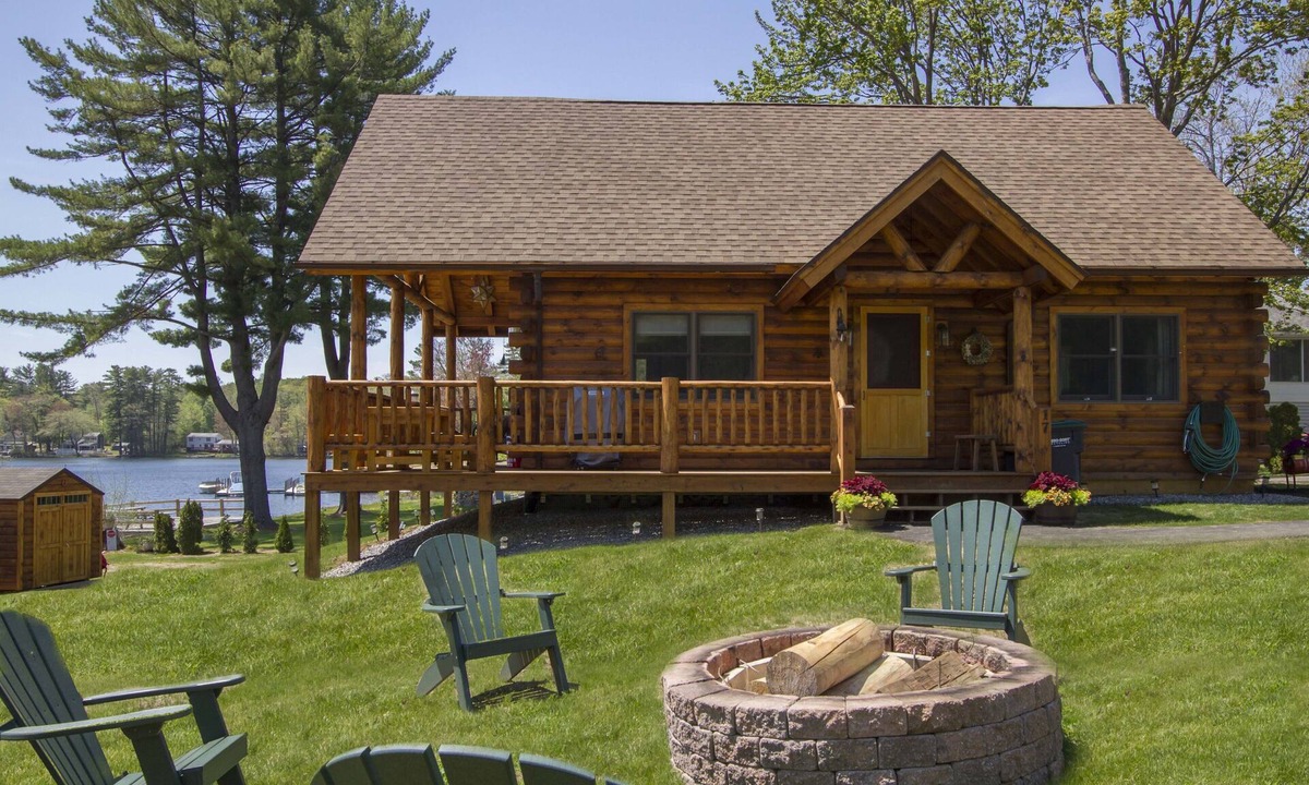 Lochmere Cabin | Hiking,boating, ask about stay 2 get one free dog ok, only 2 min to Lake Estate