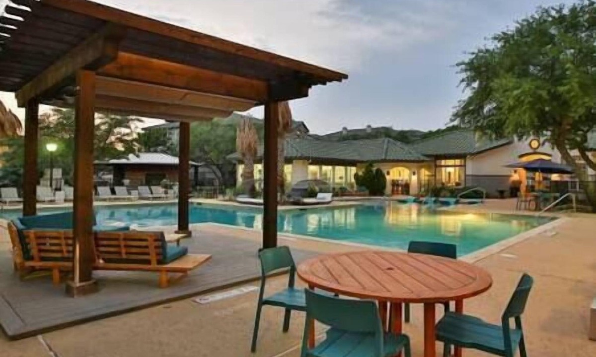 Falconhead Apartment | Hill Country Fairway Haven